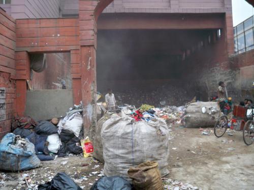 As garbage crisis in Delhi worsens, lack of funds for civic bodies gets focus As garbage crisis in Delhi worsens, lack of funds for civic bodies gets focus