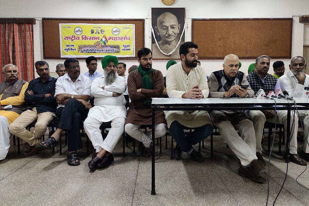 राष्ट्रीय किसान मजदूर महासंघ ने मुक्त व्यापार समझौतों के खिलाफ मुहिम शुरू करने का ऐलान किया। फोटो: विवेक मिश्रा राष्ट्रीय किसान मजदूर महासंघ ने मुक्त व्यापार समझौतों के खिलाफ मुहिम शुरू करने का ऐलान किया। फोटो: विवेक मिश्रा