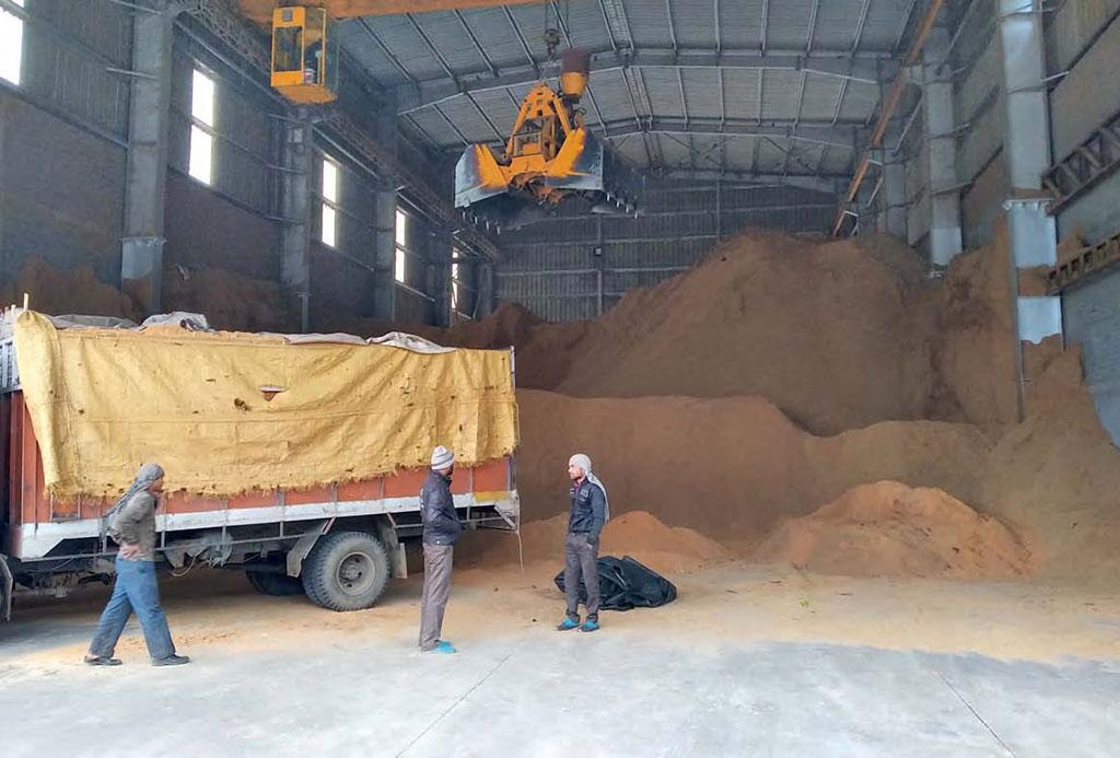 पराली का अर्थशास्त्र पराली का अर्थशास्त्र