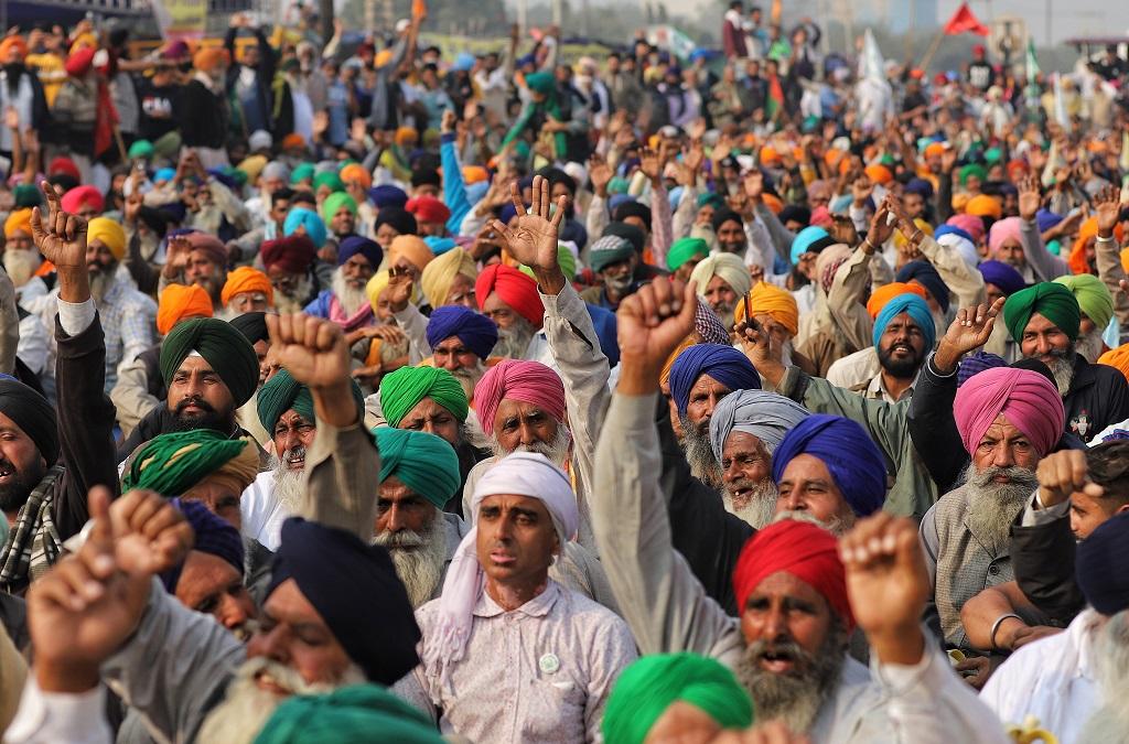 कृषि कानूनों के विरोध में दिल्ली की सीमा पर बैठे किसान। फोटो: विकास चौधरी कृषि कानूनों के विरोध में दिल्ली की सीमा पर बैठे किसान। फोटो: विकास चौधरी