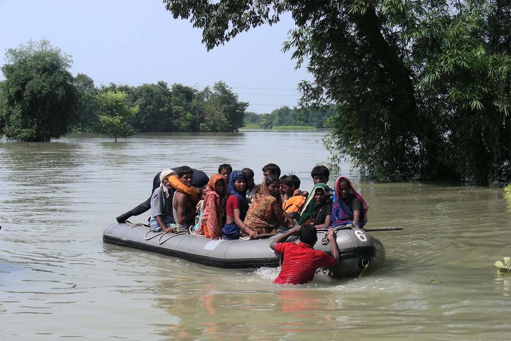 बाढ़ से खतरे में आने वाली आबादी में हुई एक चौथाई की वृद्धि: अध्ययन बाढ़ से खतरे में आने वाली आबादी में हुई एक चौथाई की वृद्धि: अध्ययन