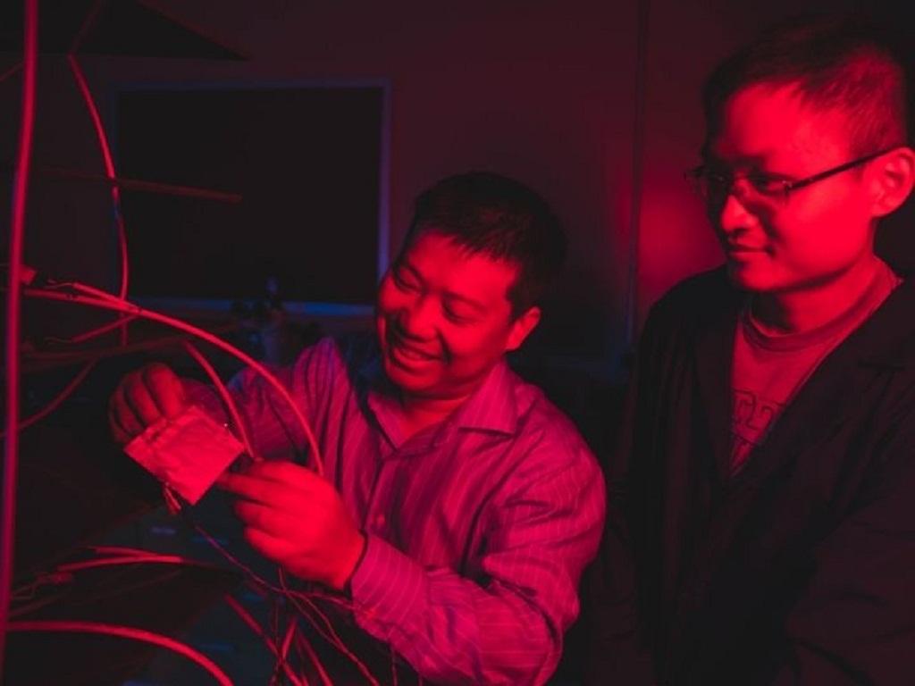 University of Houston takes a leap forward in sodium-ion battery tech - Vimarsana News