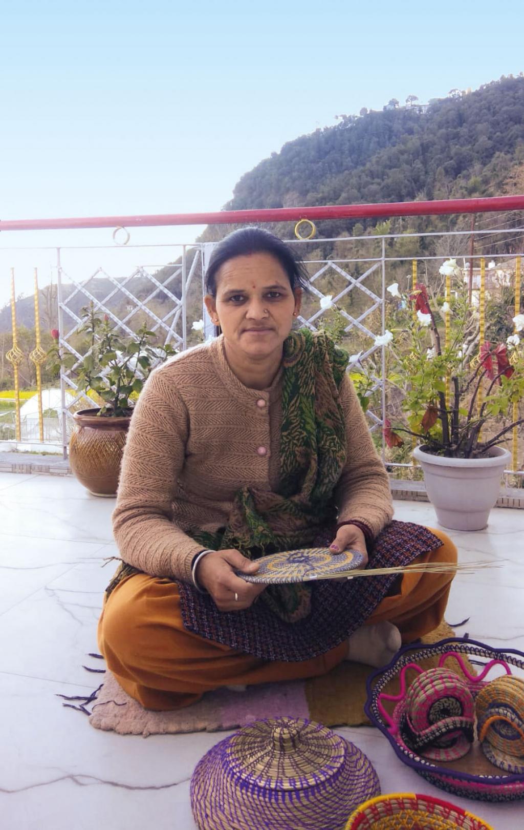 Pine needles & leaves have made these Himachal women self-sufficient; here is how - Vimarsana News