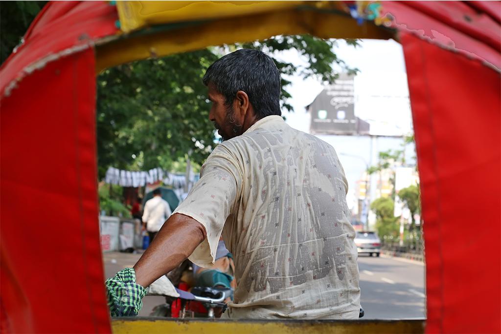 बढ़ती गर्मी से बदहाल धरती: जुलाई 2023 में 650 करोड़ लोगों ने महसूस की