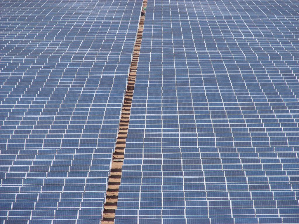 How solar is powering UAE towards sustainability - Vimarsana News