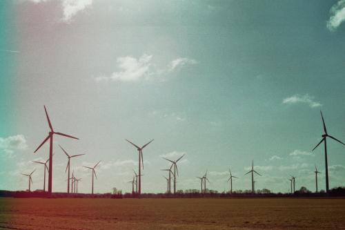 100% renewable-powered India by 2030 possible: study 100% renewable-powered India by 2030 possible: study