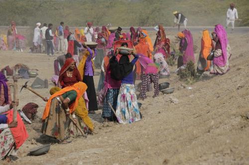भारत में रह रहे दुनिया के 28 फीसदी गरीब: मानव विकास सूचकांक 2019 भारत में रह रहे दुनिया के 28 फीसदी गरीब: मानव विकास सूचकांक 2019